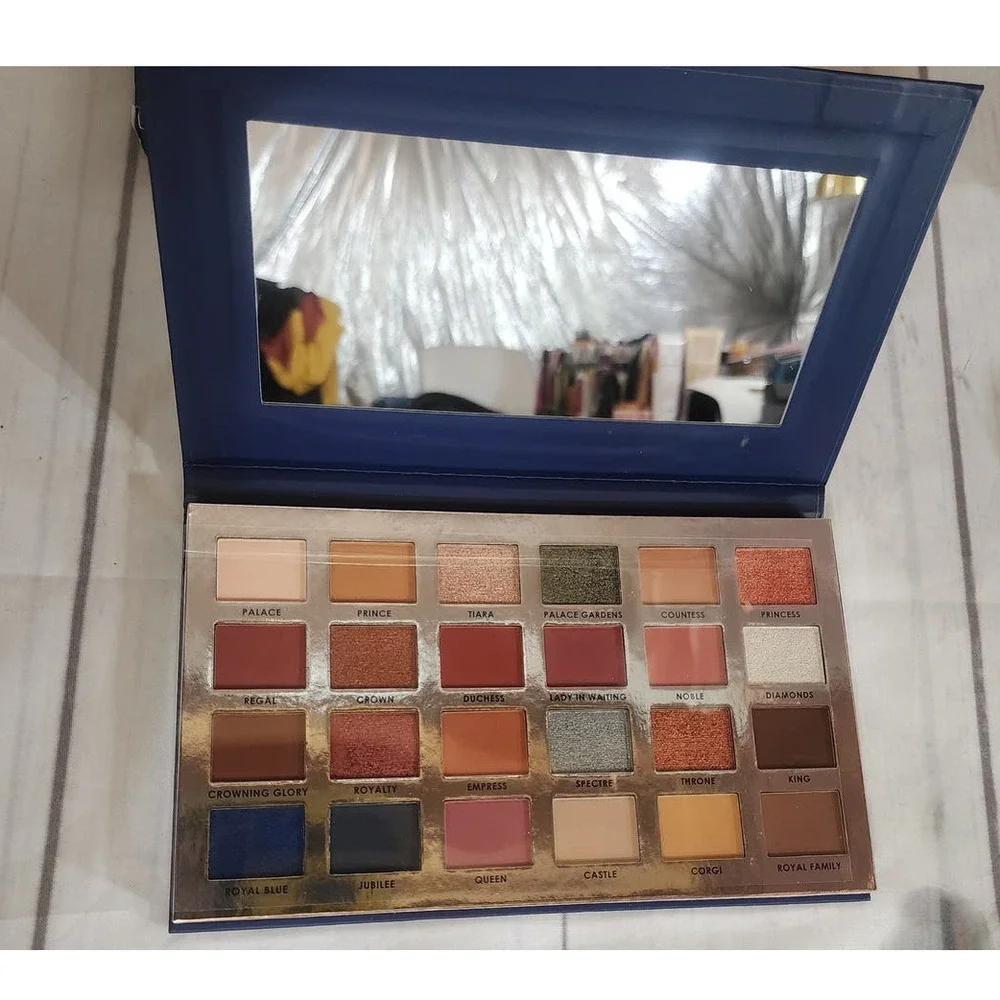 Ciate London Royal Edition 24pcs Eyeshadow Palette 39g / 1.23oz ~ New in Box